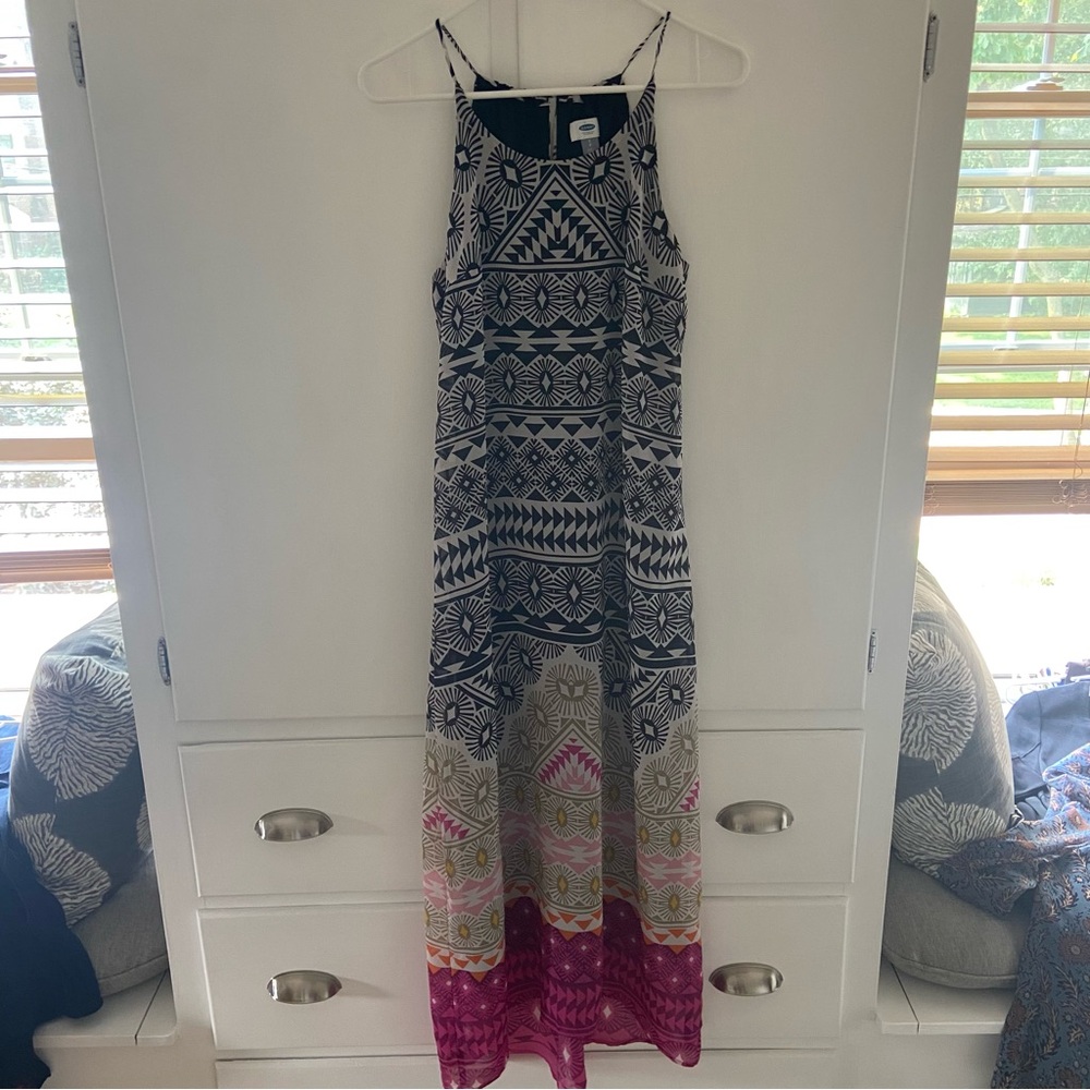 Old Navy Black and Pink Geometric Maxi Dress
